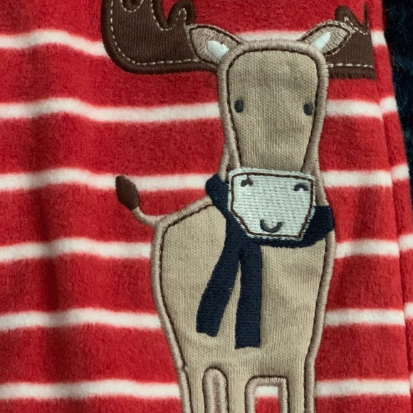 Carter’s Zip Up Christmas Footsie with Reindeer. - Picture 1 of 6